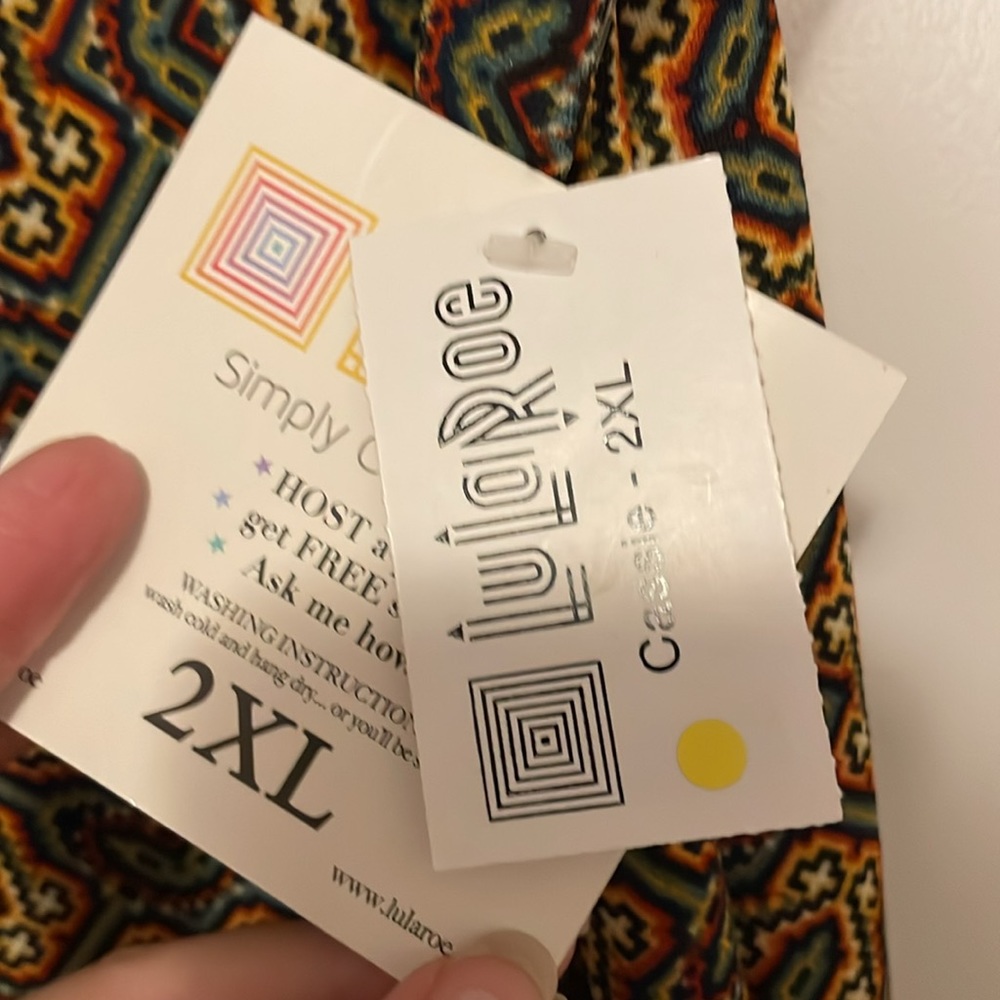 2XL LuLaRoe Cassie - Picture 3 of 4